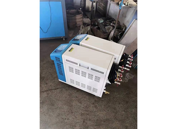 注塑模溫機(jī) 注塑模溫機(jī)